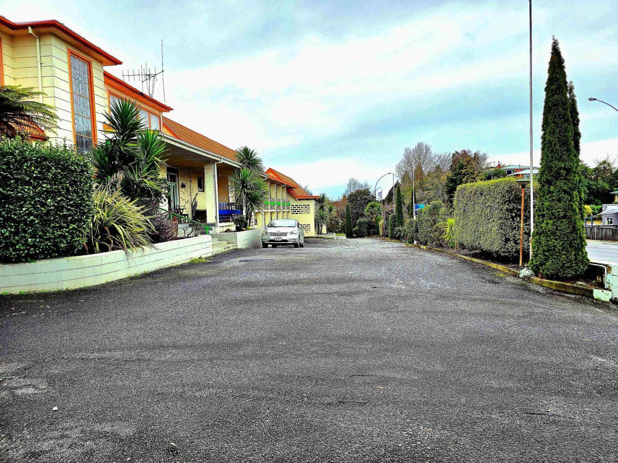 Putaruru Arms Motor Inn Bagian luar foto