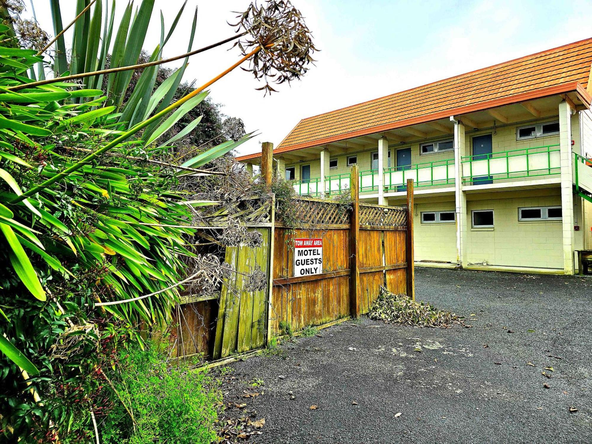 Putaruru Arms Motor Inn Bagian luar foto